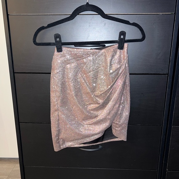 House of CB Dresses & Skirts - LIGHT PINK SHIMMERY MINI SKIRT
